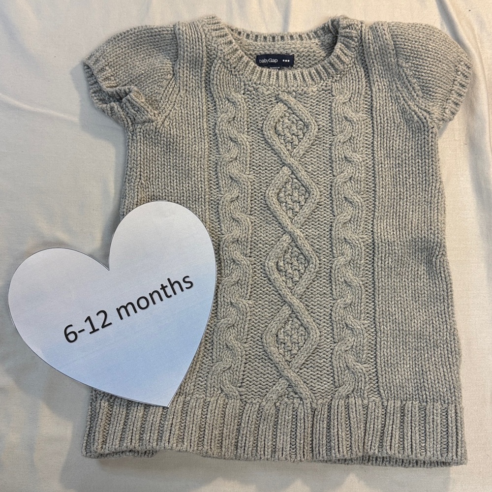 GAP - short sleeve cable knit dress. Size 6-12 months